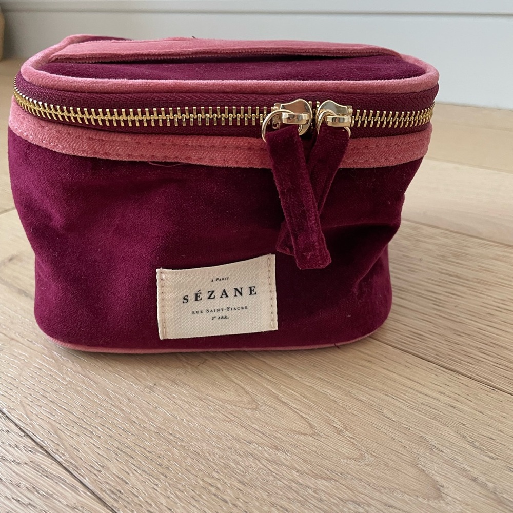 Sezane velvet jewelry/vanity case
